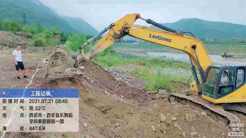 周至縣黑河S107公路橋上下游綜合整治提升工程施工01